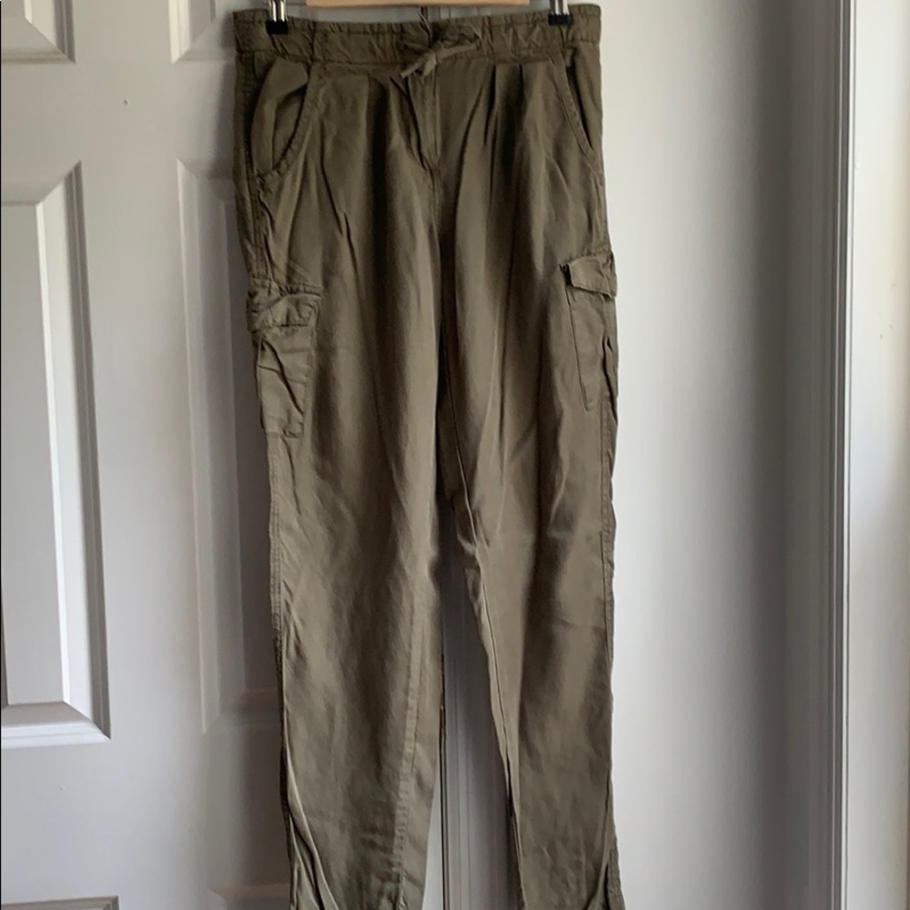 VELVET HEART Khaki Green Pants
